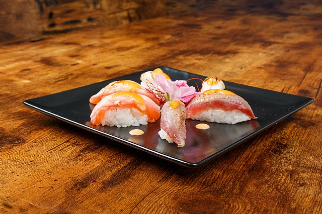 kalisushi-es_Kali_sushi_bar_Aburi_Combinado_aburi_0004.jpg