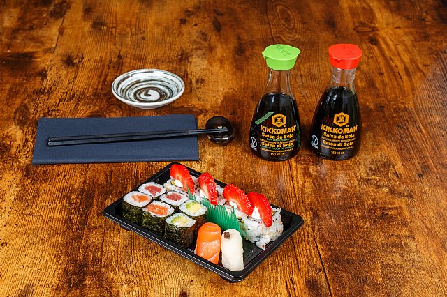 kalisushi-es_Kali_sushi_bar_CajaCombinadoBandejaCombinada_Amazon_box_0002.jpg