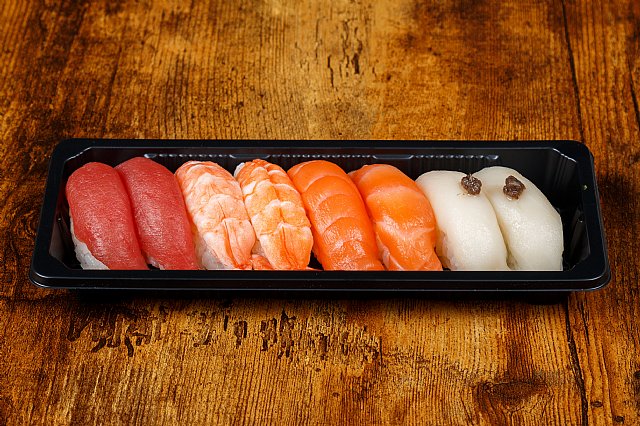 kalisushi-es_Kali_sushi_bar_CajaCombinadoBandejaCombinada_Hbo_nigiri_box_0001.jpg