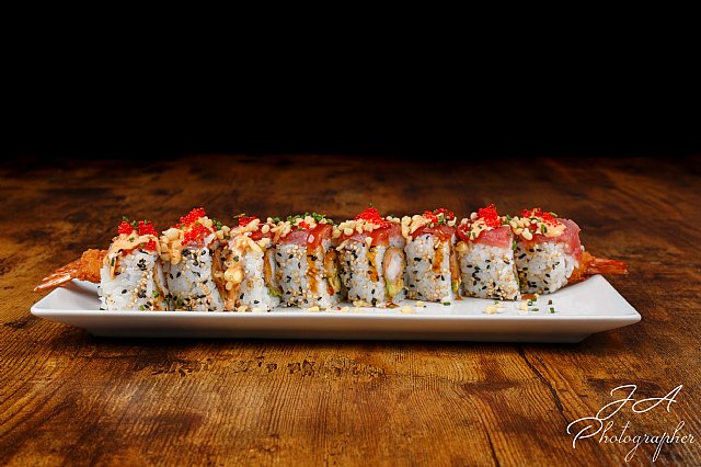 kalisushi-es_Kali_sushi_bar_KaliFusionSpecialRoll_Atun_crispy_fusion_roll_0002.jpg