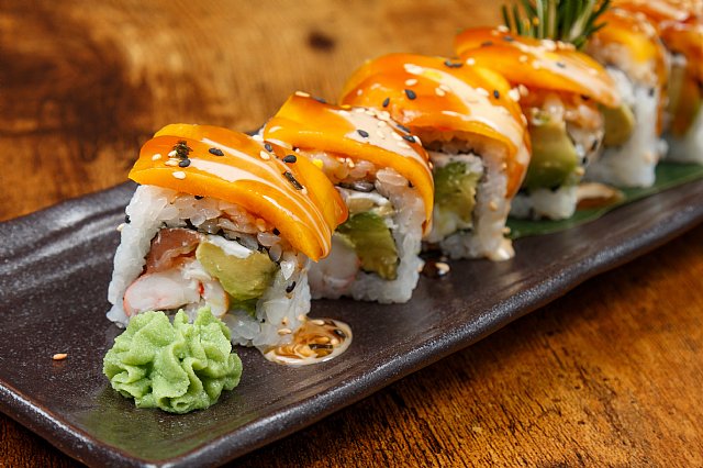 Spicy Salmón Fusión Roll