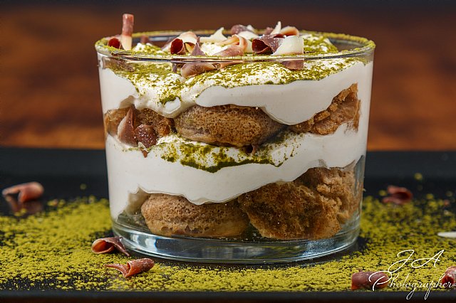 kalisushi-es_Kali_sushi_bar_Postre_Tiramisu_con_te_verde_0005.jpg