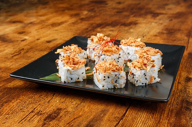 Uramaki Salmón Crispy