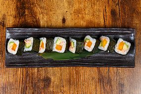 kalisushi-es_Kali_sushi_bar_Futomaki_Futomaki_salmon_0003.jpg | kalisushi-es_Kali_sushi_bar_Futomaki_Futomaki_salmon_0003.jpg
