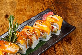 kalisushi-es_Kali_sushi_bar_KaliFusionSpecialRoll_Spicy_Salmon_fusion_roll_0006.jpg | Productos