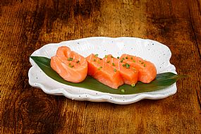 kalisushi-es_Kali_sushi_bar_Sashimi_Sashimi_Salmon_0001.jpg | Productos