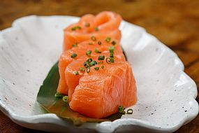 kalisushi-es_Kali_sushi_bar_Sashimi_Sashimi_Salmon_0004.jpg | Productos