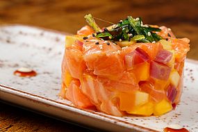 kalisushi-es_Kali_sushi_bar_Tartar_Tartar_salmon_0005.jpg | Productos